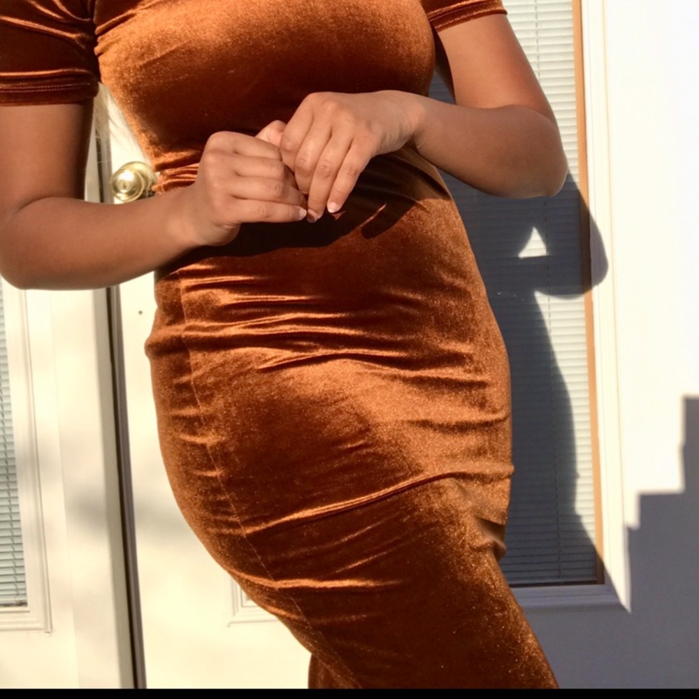 Copper y2K velvet dress 🍂